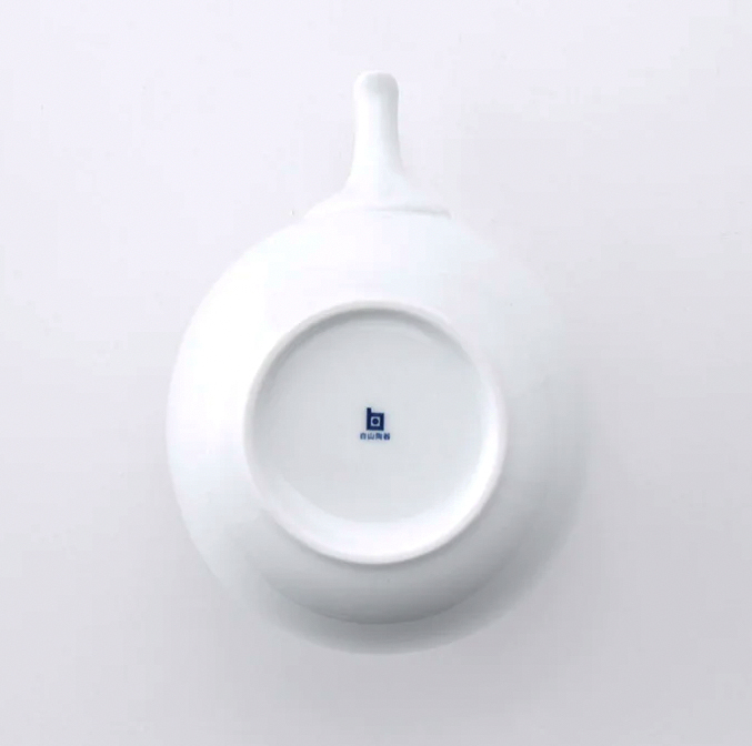 Hakusan Porcelain Mayu Teapot